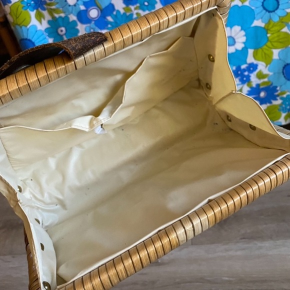 Vintage woven wicker purse handbag by Stein Novelty Import - Picture 7 of 10